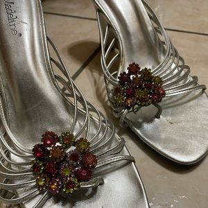 MADELINE SIZE 10 SLIPPERS